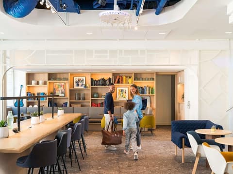 Novotel Paris Centre Gare Montparnasse, Miscellaneous