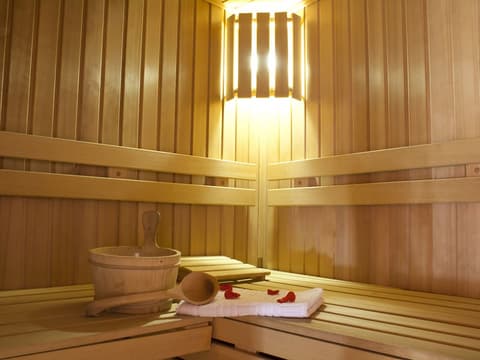 EA Hotel Crystal Palace, Sauna