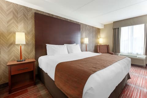 Best Western Plus Muskoka Inn, Room