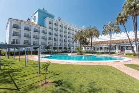 Hotel Abades Benacazón