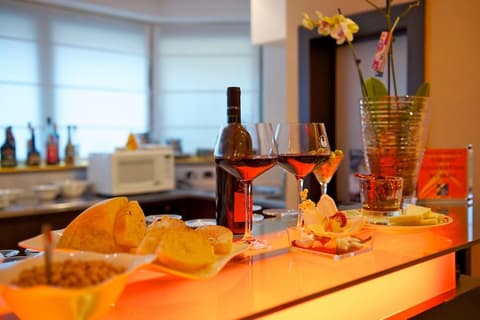 Best Western Crystal Palace Hotel, Lobby lounge