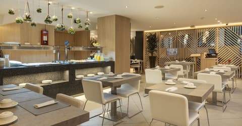 Hotel ILUNION Auditori