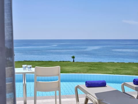 Atlantica SunGarden Beach, Terrace/patio