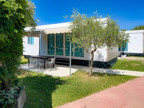 The Garda Village, Terrace/patio