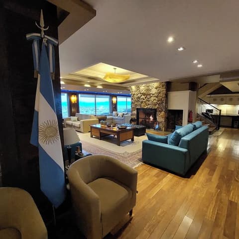Alto Calafate Hotel Patagonico, Interior entrance