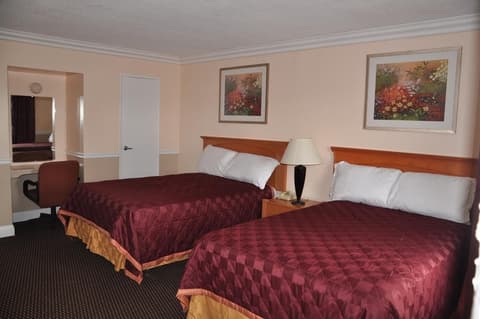 Econo Lodge Oakland Lake Merritt Area