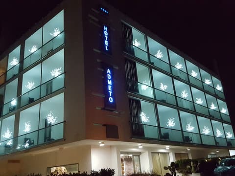 Hotel Admeto, Front of property