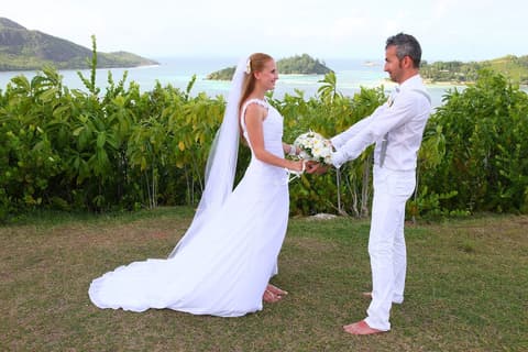 Cerf Island Resort, Outdoor wedding area