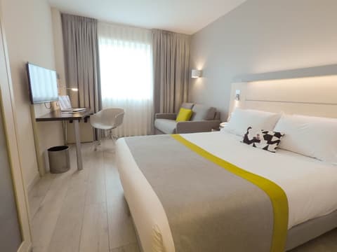 Holiday Inn Express Pamplona by IHG