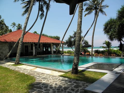 Weligama Bay Resort, Outdoor pool