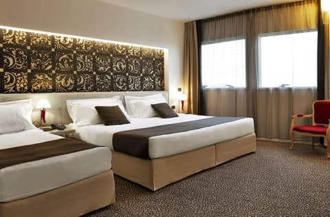 Antony Palace Hotel, Room