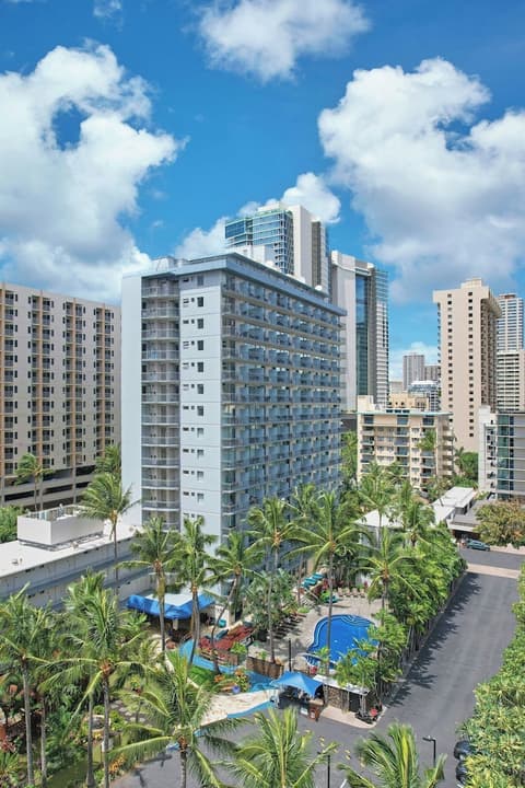 Courtyard by Marriott Waikiki Beach