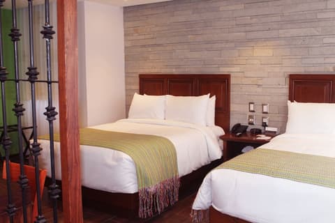 Hotel Alameda Centro Historico, Room