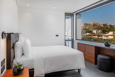 Amazon Hotel