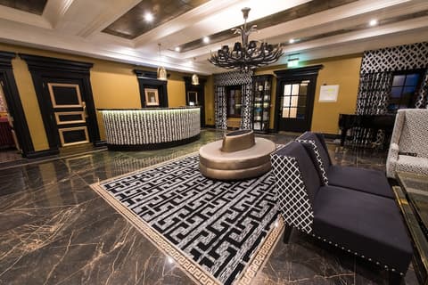 Gleddoch Golf & Spa Resort, Interior entrance
