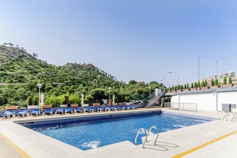 Hotel Sercotel Maya Alicante, Indoor/outdoor pool