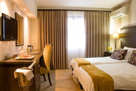 The Kelway Hotel