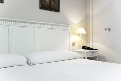 Apartamentos Manilva Green, Room