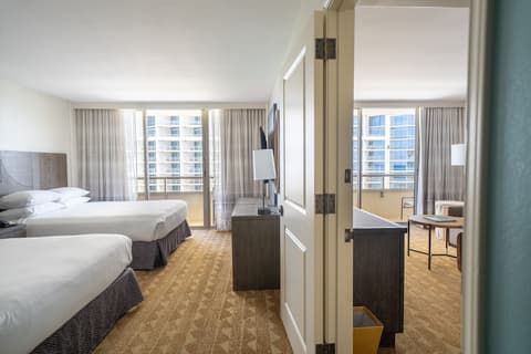 Embassy Suites by Hilton Waikiki Beach Walk, Room