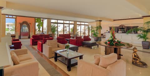 Regency Country Club, Apartments Suites