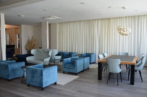 Oxygen Lifestyle Hotel