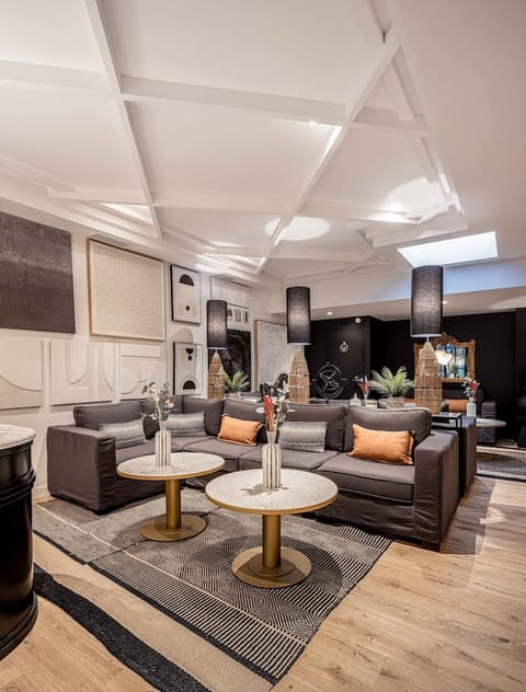 Maisons du Monde Hôtel & Suites - La Rochelle Vieux Port, Lobby