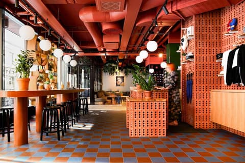 Hobo Helsinki, Lobby