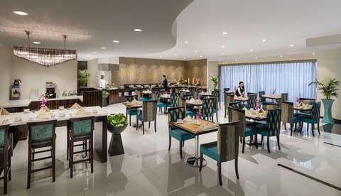 Savoy Crest Hotel Apartments