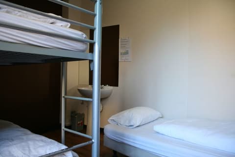 St Christopher's Inn Bauhaus Budget Hotel - Hostel, Room