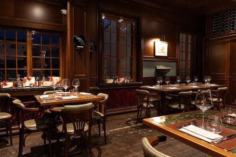 Hotel Hermitage, Reception