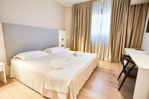 MajesticHouse Conference & Restaurant