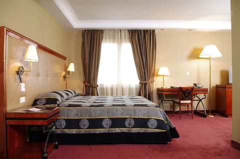 Piraeus Theoxenia Hotel