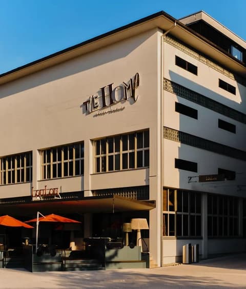 The Home Hotel, Exterior