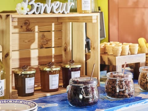 greet Hotel Versailles - Voisins Le Bretonneux