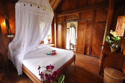 Puri Lumbung Cottages, Restaurant & Spa