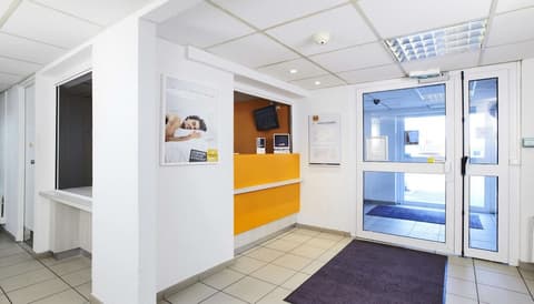 Kyriad ECO - Montreuil