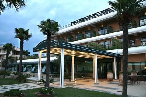 Hotel Gli Dei, Exterior