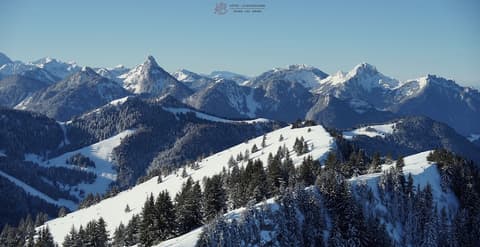 Hotel Le Bourgogne, Snowshoeing