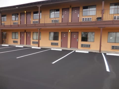 Best Economy Inn n Suites