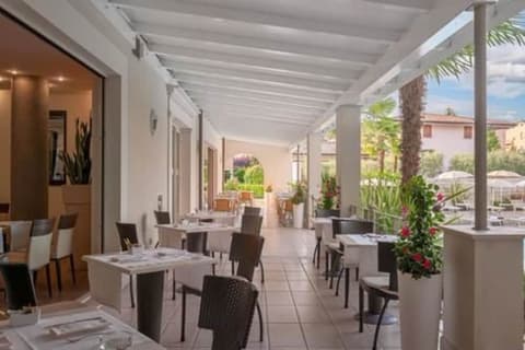 Hotel Nazionale, Outdoor dining