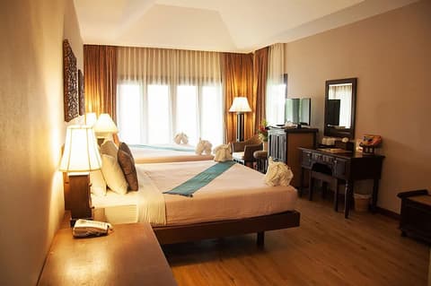 Lanna Dusita Riverside Boutique Resort