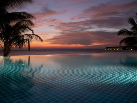 Vilamendhoo Island Resort & Spa