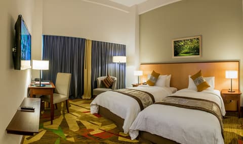 Summit Parkview, Room