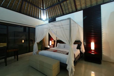 Santi Mandala Villa & Spa