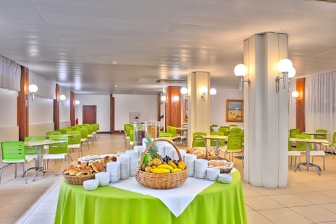 Praia Dourada Hotel