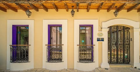 Villas Casa Morada, Front of property