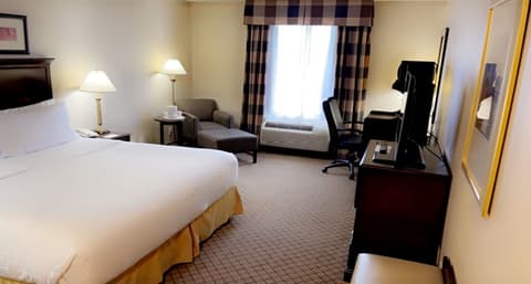 Holiday Inn Express & Suites Huntsville by IHG, Room