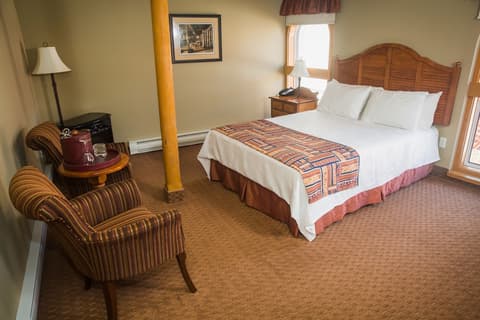 The Murray Premises Hotel, Room