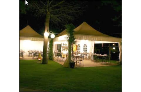 Hotel Marini, Property grounds