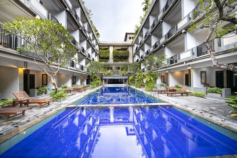 Champlung Mas Hotel Legian, Exterior